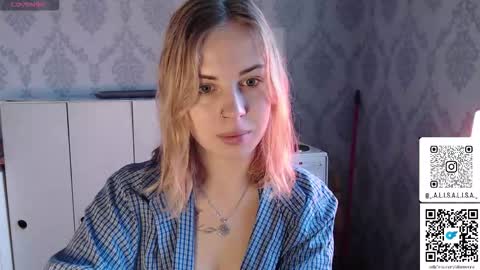 Snapshot of alismoona chatting on December 4, 2025, 8:34 am Alisa online show from December 4, 2025, 8:34 am