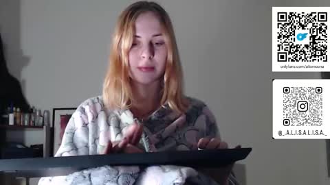 Snapshot of alismoona chatting on December 18, 2025, 10:05 pm Alisa online show from December 18, 2025, 10:05 pm