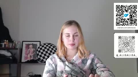 Snapshot of alismoona chatting on December 21, 2025, 12:40 am Alisa online show from December 21, 2025, 12:40 am