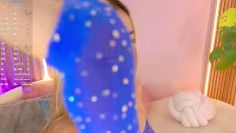 Snapshot of alison_collins_ chatting on December 14, 2025, 6:56 pm Alison online show from December 14, 2025, 6:56 pm