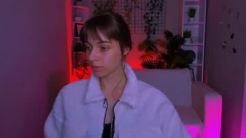 Snapshot of alison_purr chatting on July 23, 2026, 9:18 am alison_purr online show from July 23, 2026, 9:18 am