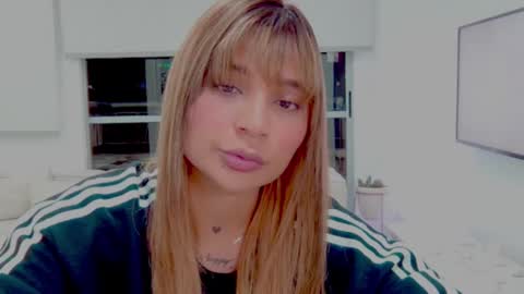 Alison diaz online show from December 25, 2024, 1:42 am