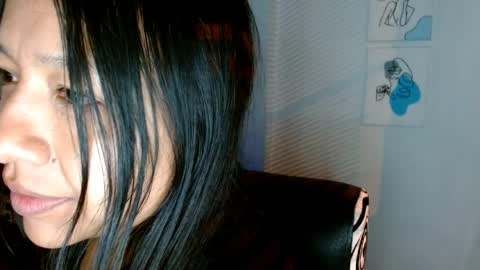 Snapshot of alisonturbay chatting on April 8, 2026, 4:01 am Alisonturbay online show from April 8, 2026, 4:01 am