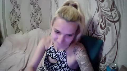 Snapshot of alissaclentx chatting on June 9, 2026, 5:35 pm alissaclentx online show from June 9, 2026, 5:35 pm