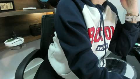 Alissa online show from April 12, 2026, 11:48 am