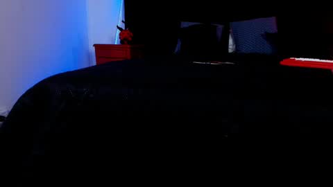 Alisse online show from April 11, 2026, 12:31 pm