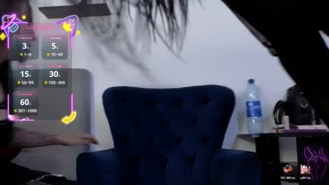 alisson0002 online show from January 7, 2026, 7:27 pm