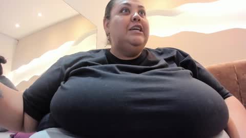 Alisson online show from March 26, 2026, 10:26 pm