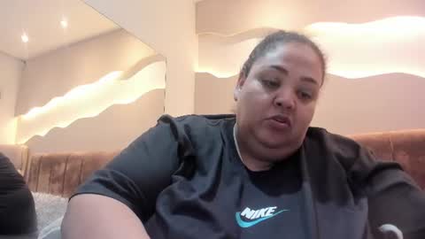 Snapshot of alisson_am chatting on June 18, 2026, 11:36 am Alisson online show from June 18, 2026, 11:36 am