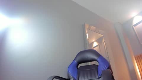 ALISSON online show from November 24, 2025, 12:16 pm