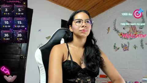 Snapshot of alisson_hoffman05 chatting on December 14, 2025, 11:59 am Alisson hoffman05 online show from December 14, 2025, 11:59 am