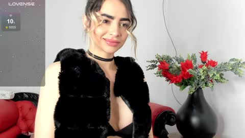 Snapshot of alissondomit chatting on December 7, 2024, 12:35 pm Alisson Domit online show from December 7, 2024, 12:35 pm