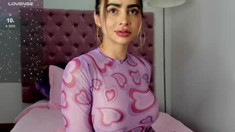 Snapshot of alissondomit chatting on February 28, 2025, 9:33 pm Alisson Domit online show from February 28, 2025, 9:33 pm