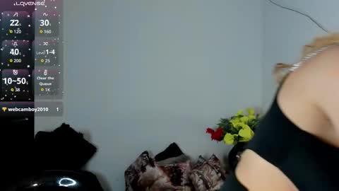 Snapshot of alissondomit chatting on September 25, 2025, 5:27 pm Alisson Domit online show from September 25, 2025, 5:27 pm