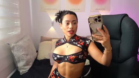 alissonpeer online show from October 19, 2025, 1:34 pm