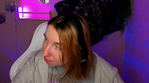 A L I C E  online show from September 18, 2025, 8:33 pm