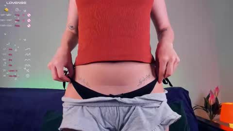 Alivia online show from October 7, 2025, 9:28 am