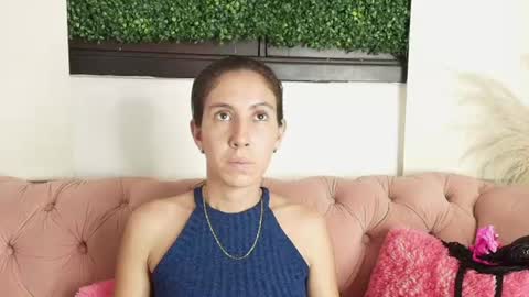 Snapshot of alix_rada chatting on June 14, 2026, 7:38 pm Ali online show from June 14, 2026, 7:38 pm