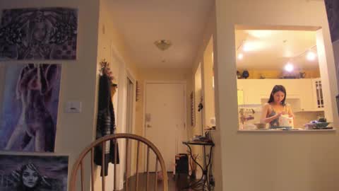 Alize Zaide online show from September 20, 2025, 4:30 pm