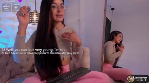 Snapshot of alizza_ chatting on September 25, 2025, 11:47 am alizza_ online show from September 25, 2025, 11:47 am