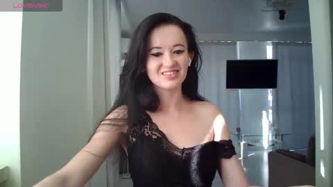 Amare online show from November 17, 2025, 11:16 am