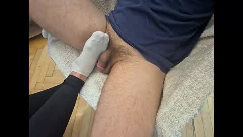 allaboutfeetcouple online show from September 18, 2025, 8:27 am