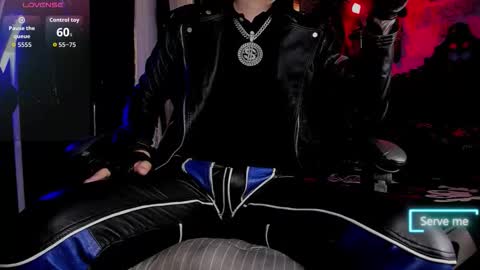   online show from November 25, 2025, 5:46 pm