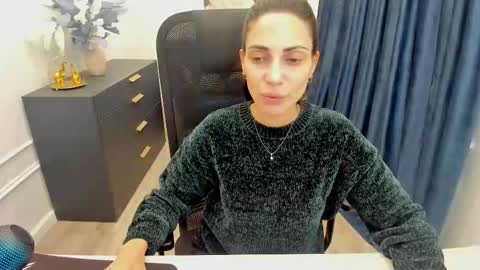 allayerty online show from November 12, 2025, 11:54 am