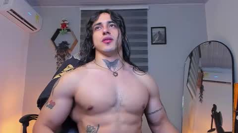 independent model 3 online show from December 21, 2025, 4:08 am