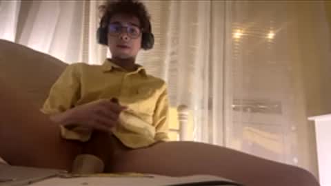 Allen Biju online show from April 4, 2026, 7:22 pm