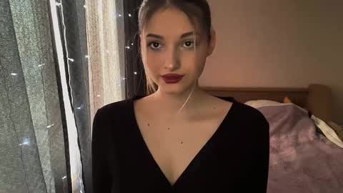 Snapshot of allenefeela chatting on February 10, 2026, 8:18 am Emily online show from February 10, 2026, 8:18 am