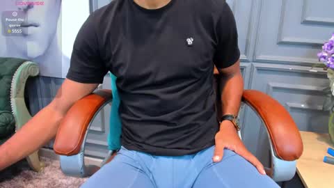 Snapshot of allessandrosantos chatting on February 9, 2025, 11:15 pm Help me reach 100 likes online show from February 9, 2025, 11:15 pm