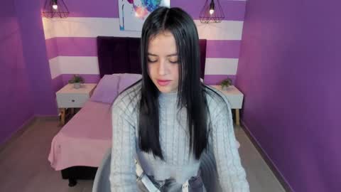 Snapshot of alli_cooper chatting on December 22, 2024, 1:33 pm Ali online show from December 22, 2024, 1:33 pm