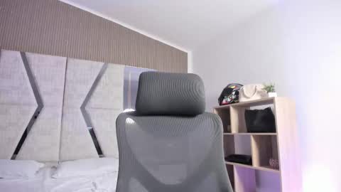 ALLICE online show from December 14, 2025, 11:59 am