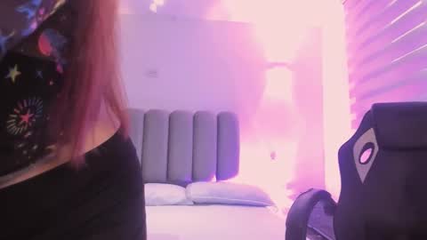 ALLICE online show from December 18, 2025, 11:49 am