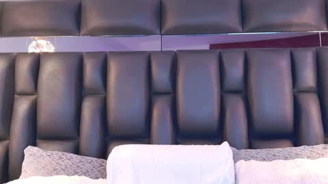 Allicia online show from February 18, 2025, 10:14 pm