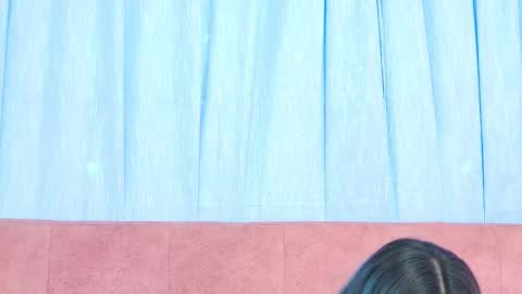 Allicia online show from November 4, 2025, 7:57 pm