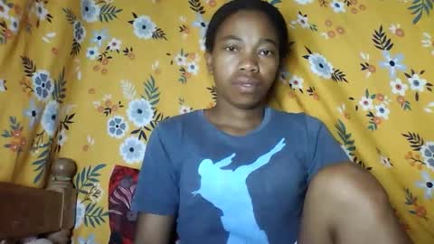 Snapshot of alliciax632770q chatting on February 2, 2026, 1:15 am alliciax632770q online show from February 2, 2026, 1:15 am