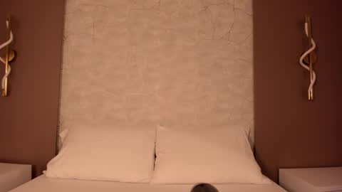 Snapshot of allie_bruce chatting on February 10, 2026, 2:37 am A L L I E online show from February 10, 2026, 2:37 am