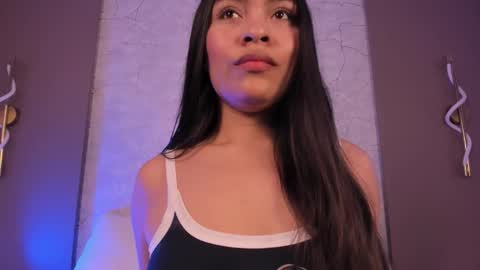 Snapshot of allie_bruce chatting on February 25, 2026, 2:43 am A L L I E online show from February 25, 2026, 2:43 am