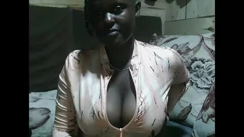 Snapshot of allie_quin chatting on February 23, 2026, 8:01 am Allie online show from February 23, 2026, 8:01 am