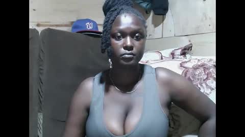 Snapshot of allie_quin chatting on March 1, 2026, 9:17 pm Allie online show from March 1, 2026, 9:17 pm