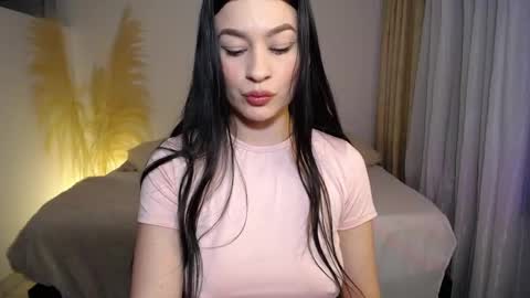 Allie  online show from April 30, 2026, 2:45 pm