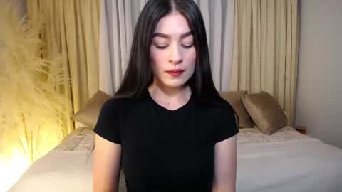 Allie  online show from June 14, 2026, 2:24 am