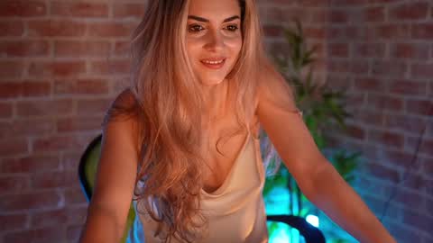 Allie online show from December 21, 2024, 5:58 am