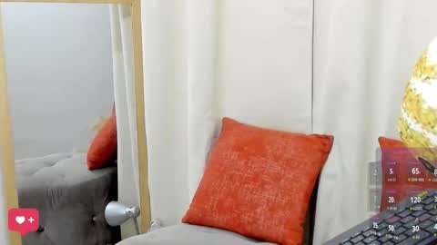 Snapshot of allison0724 chatting on November 28, 2025, 7:49 pm online show from November 28, 2025, 7:49 pm