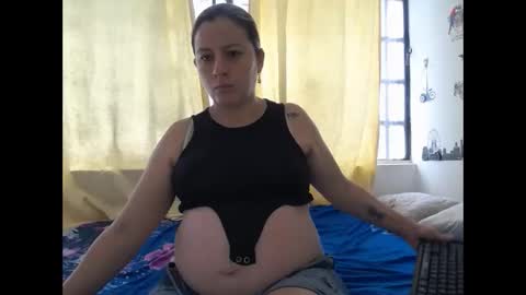 Snapshot of allison_baby_2416 chatting on April 11, 2026, 3:38 pm Alisson online show from April 11, 2026, 3:38 pm