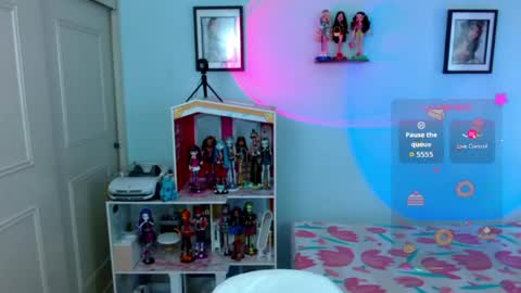   online show from May 22, 2026, 7:08 pm