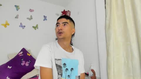 Snapshot of allisonjustingb chatting on December 24, 2024, 9:00 pm AllisonJustin online show from December 24, 2024, 9:00 pm