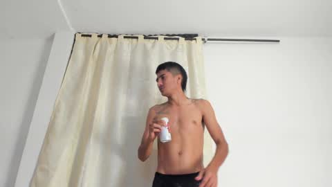 Snapshot of allisonjustingb chatting on January 9, 2025, 12:52 pm AllisonJustin online show from January 9, 2025, 12:52 pm